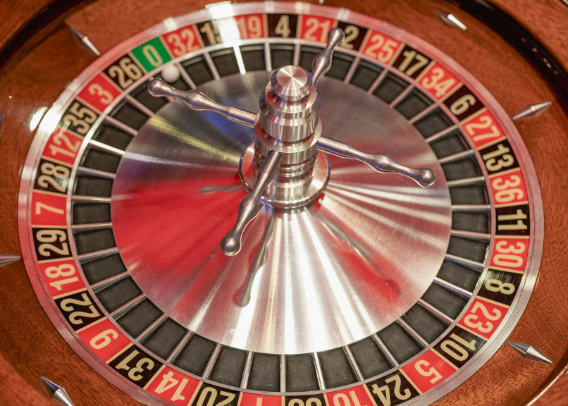 Close-up of an American roulette wheel showing multiple fields